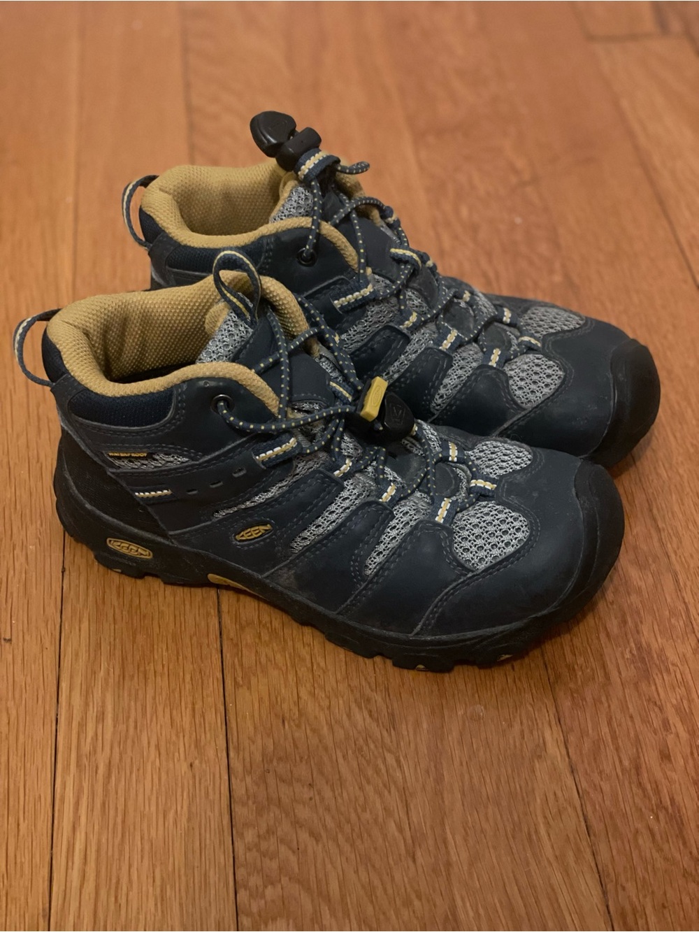 Keen Navy and Tan Hiking Shoes